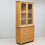 1758&nbsp;4200&nbsp;Vitrinskåp